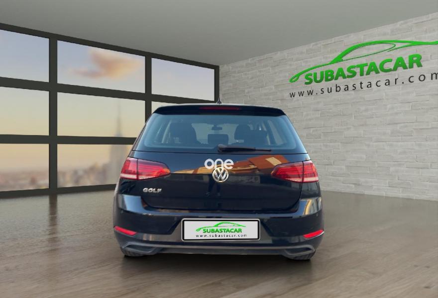 VOLKSWAGEN Golf 2019