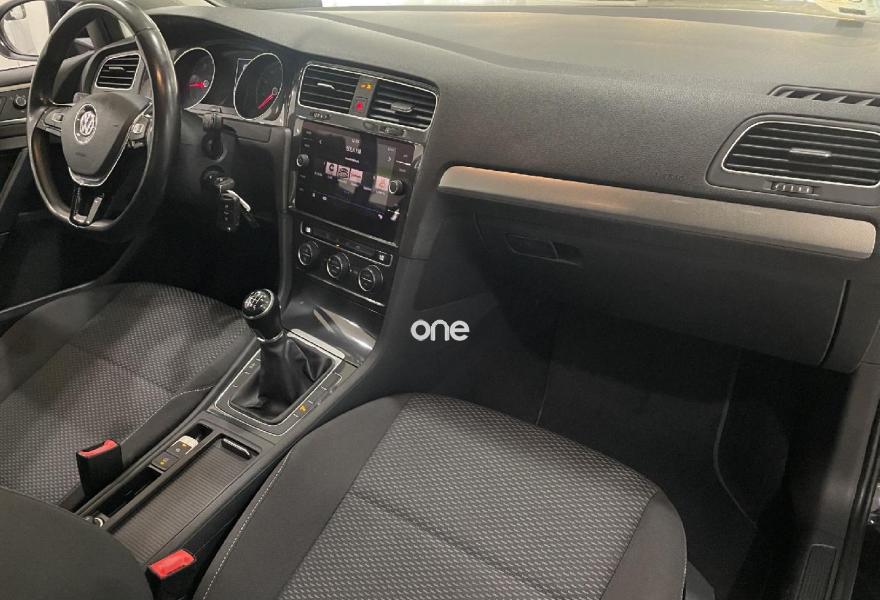 VOLKSWAGEN Golf 2019