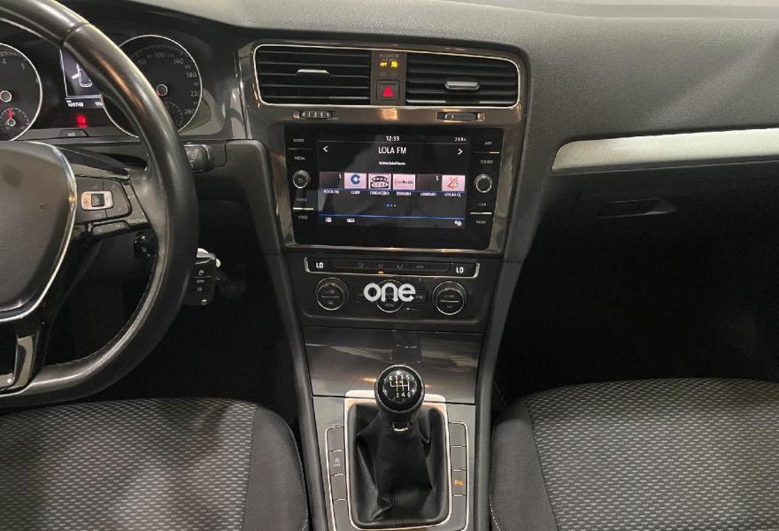 VOLKSWAGEN Golf 2019