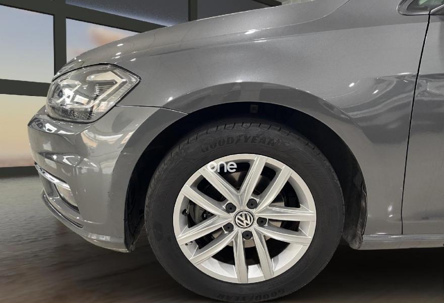 VOLKSWAGEN Golf 2019