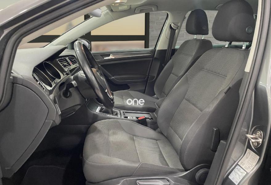 VOLKSWAGEN Golf 2019