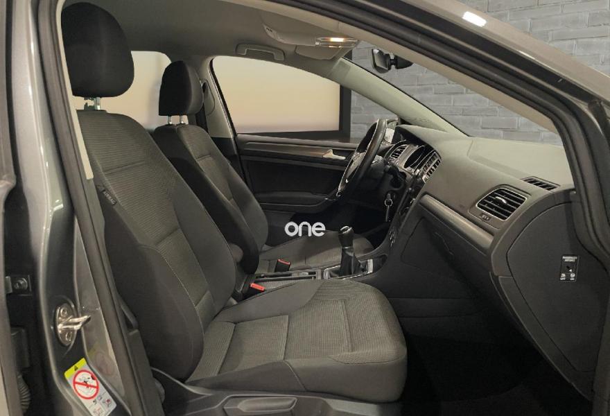 VOLKSWAGEN Golf 2019