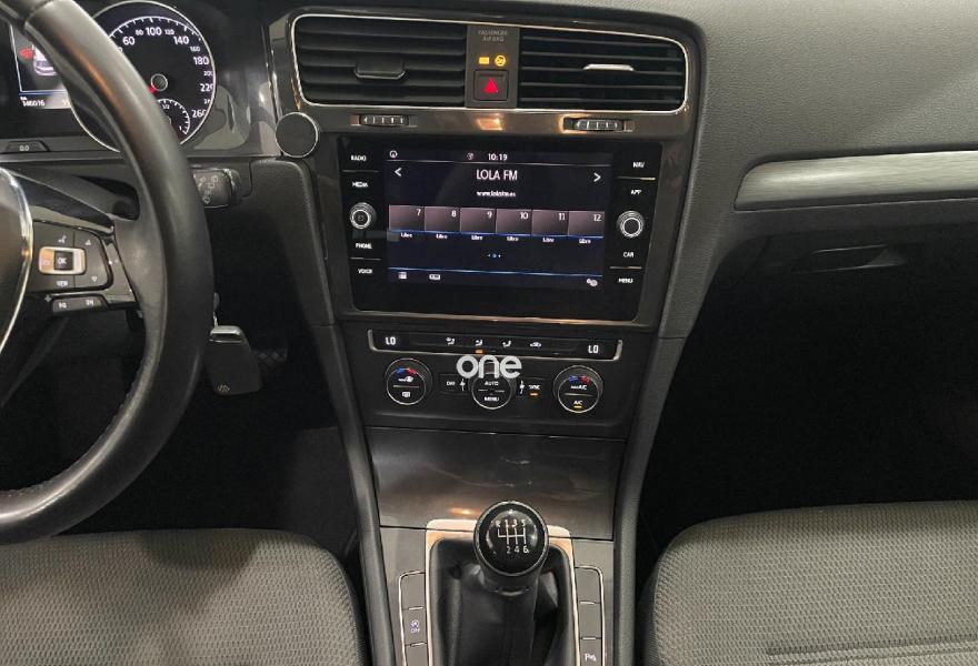 VOLKSWAGEN Golf 2019