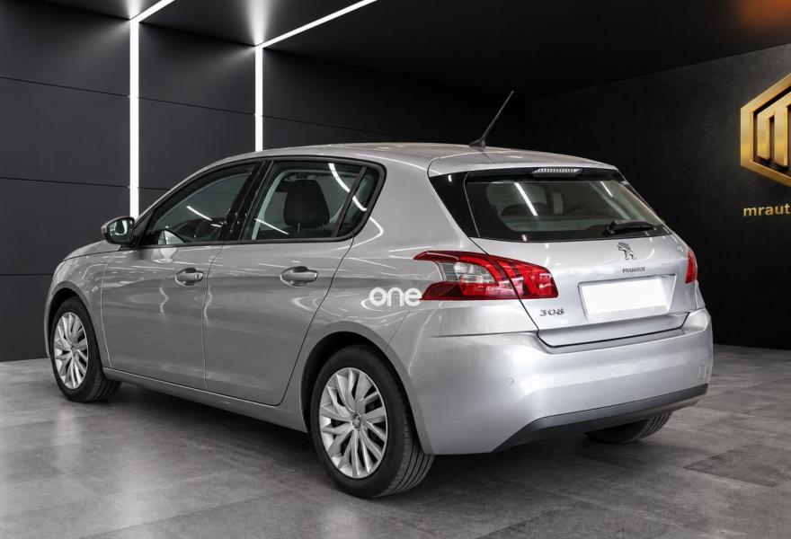 PEUGEOT 308 2020
