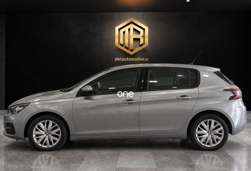 PEUGEOT 308 2020