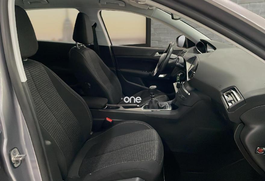 PEUGEOT 308 2020