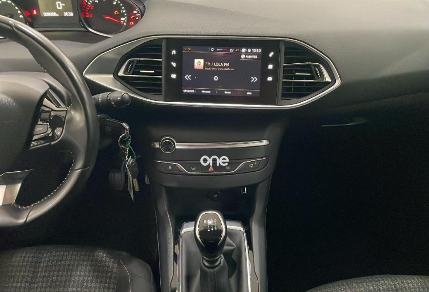 PEUGEOT 308 2020