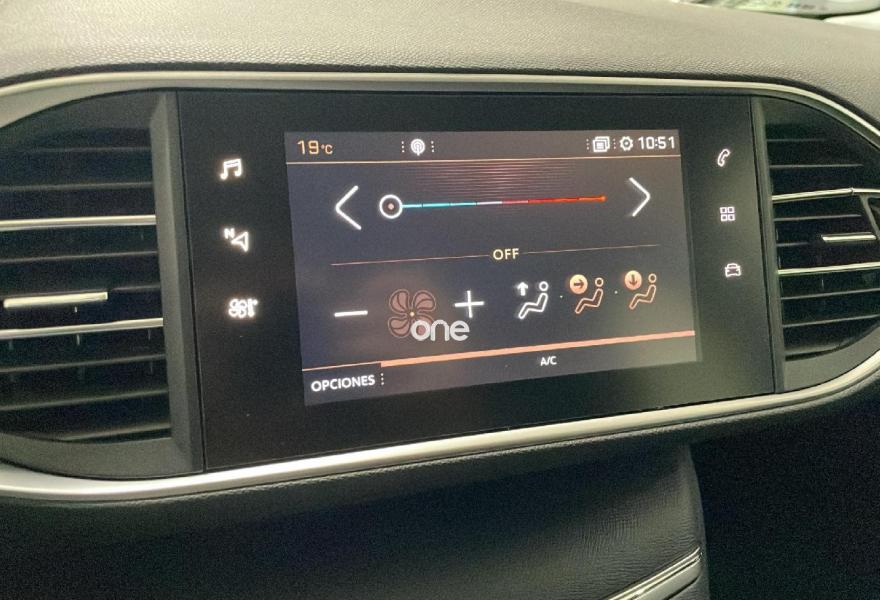 PEUGEOT 308 2020