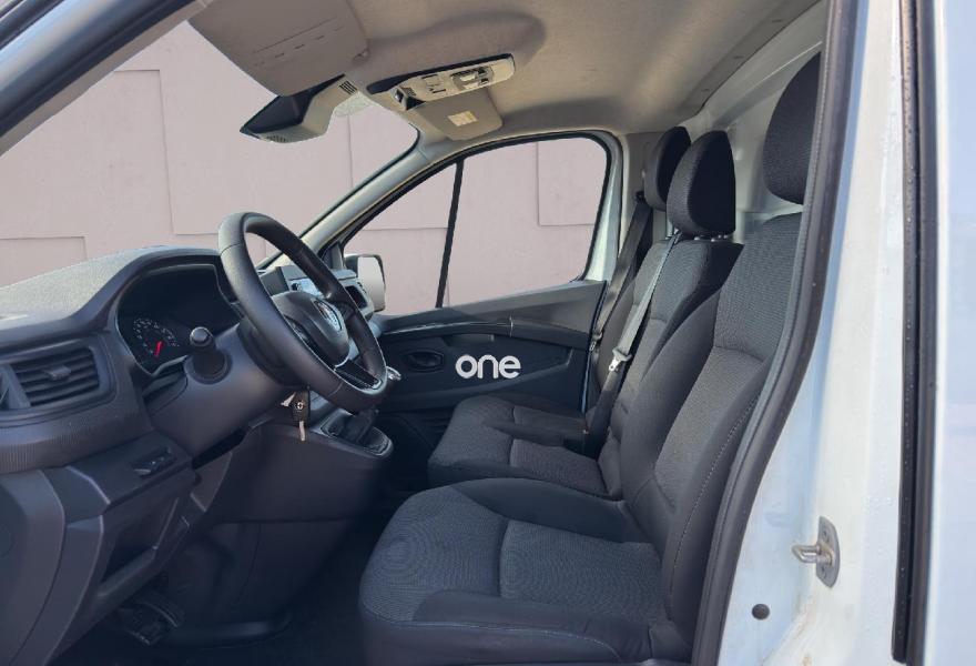 RENAULT Trafic 2023