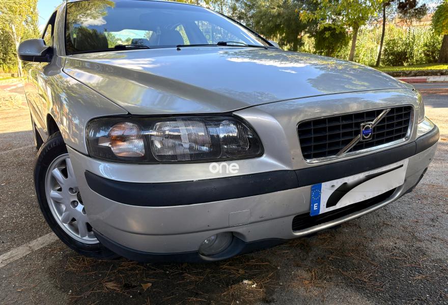 VOLVO S60 2003