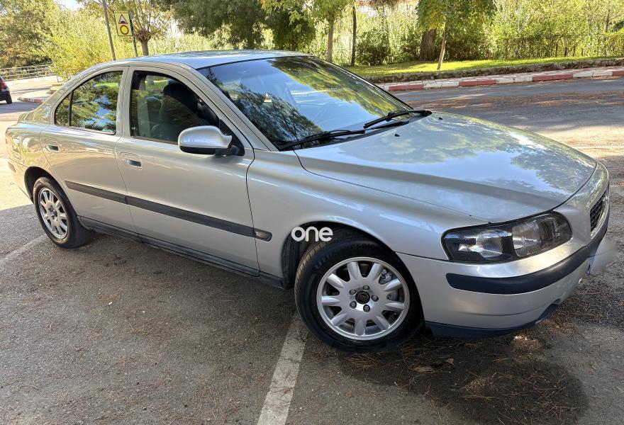 VOLVO S60 2003