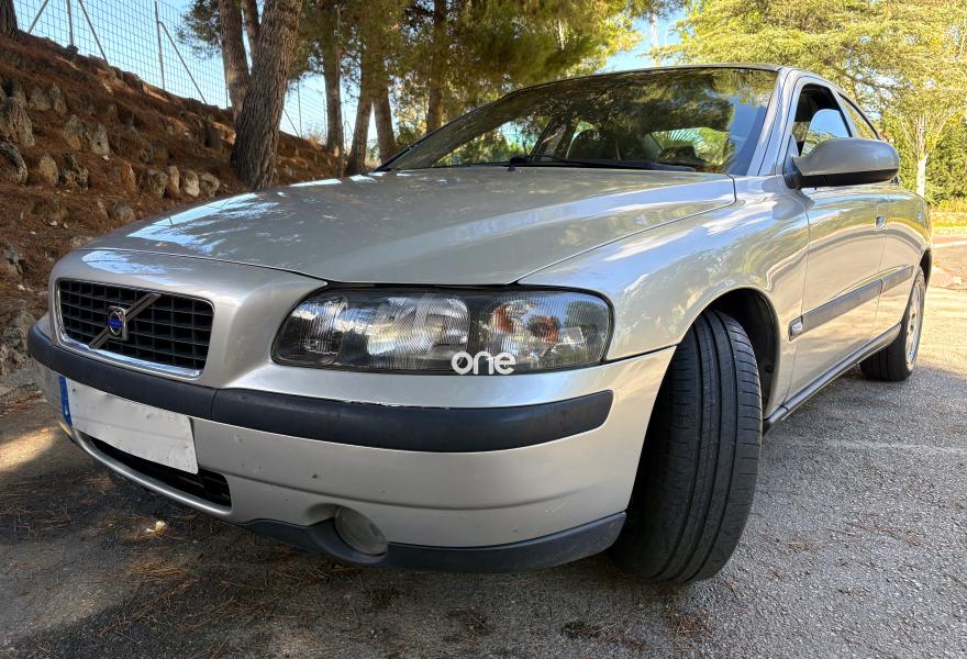 VOLVO S60 2003