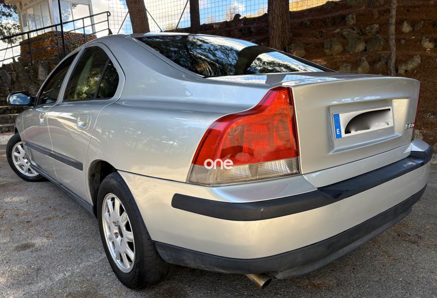 VOLVO S60 2003