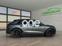 AUDI Q8 2021