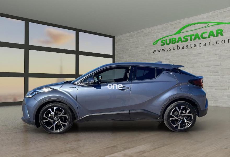 TOYOTA C-HR 2021