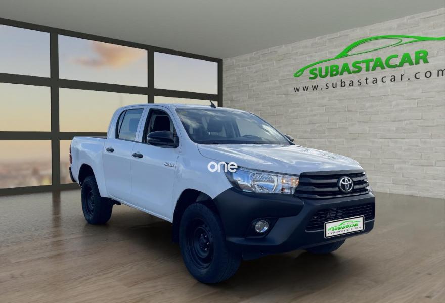 TOYOTA Hilux 2020
