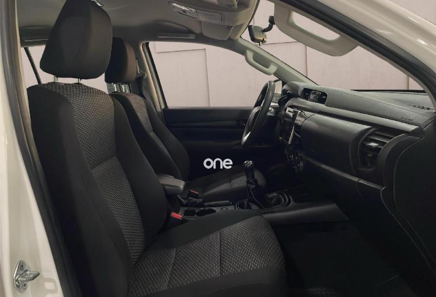 TOYOTA Hilux 2020