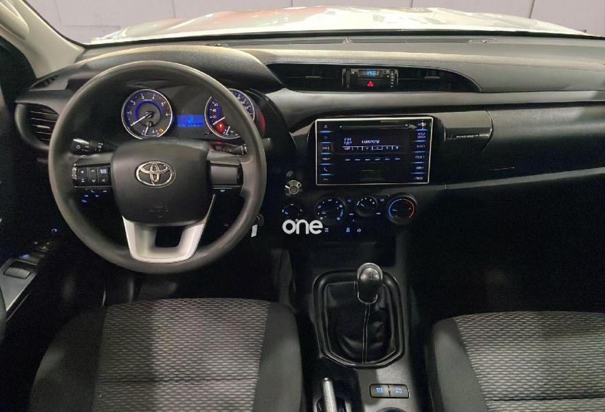 TOYOTA Hilux 2020