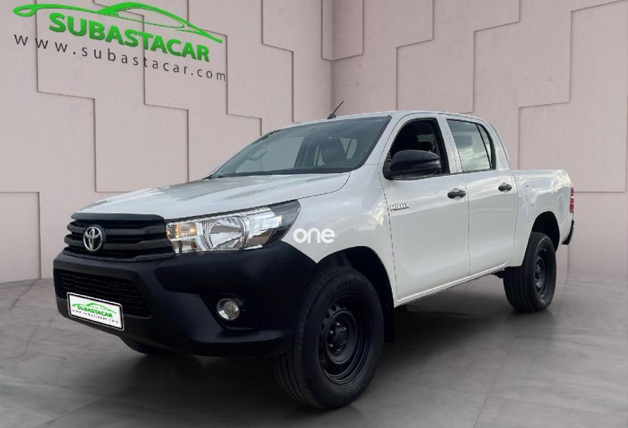 TOYOTA Hilux 2020