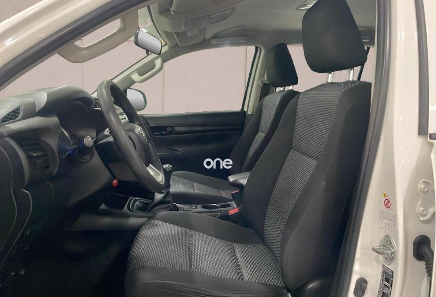 TOYOTA Hilux 2020