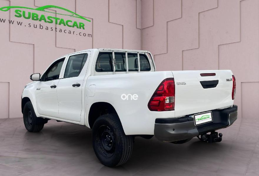 TOYOTA Hilux 2020