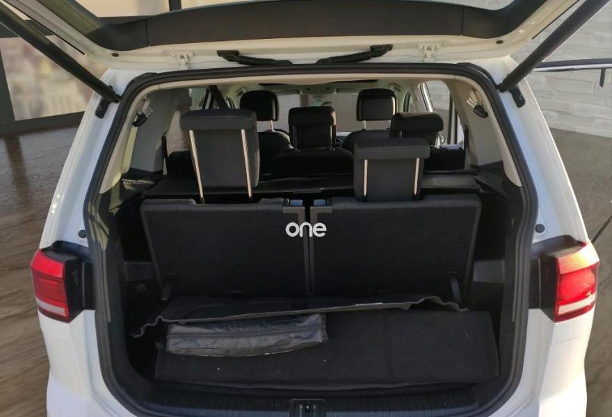 VOLKSWAGEN Touran 2021