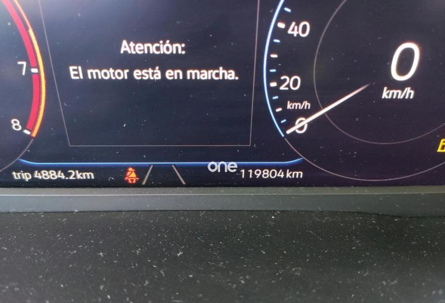 VOLKSWAGEN Touran 2021