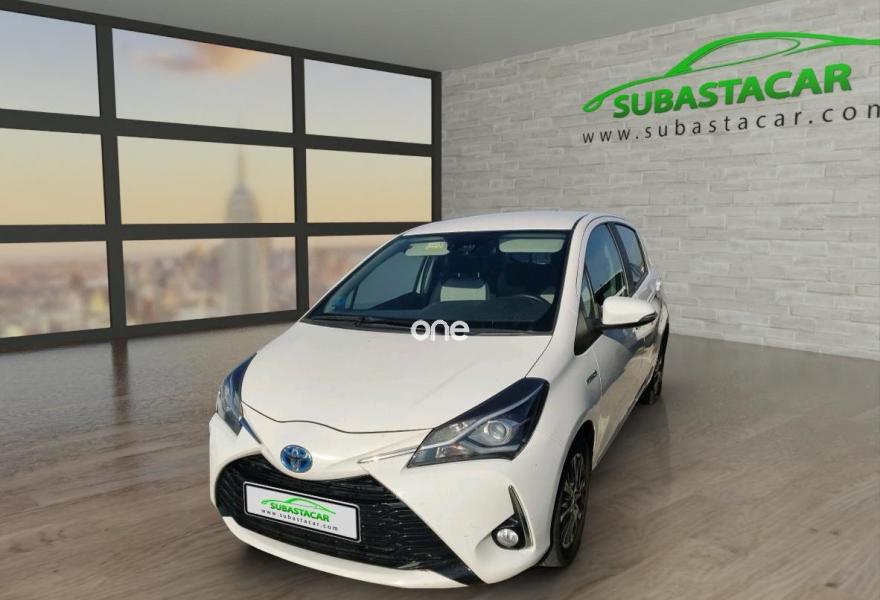 TOYOTA Yaris 2019