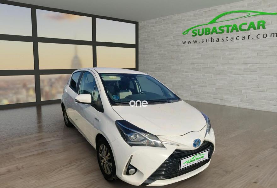 TOYOTA Yaris 2019