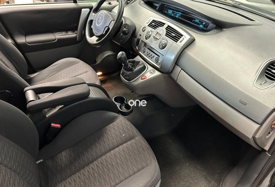 RENAULT Scenic 2006