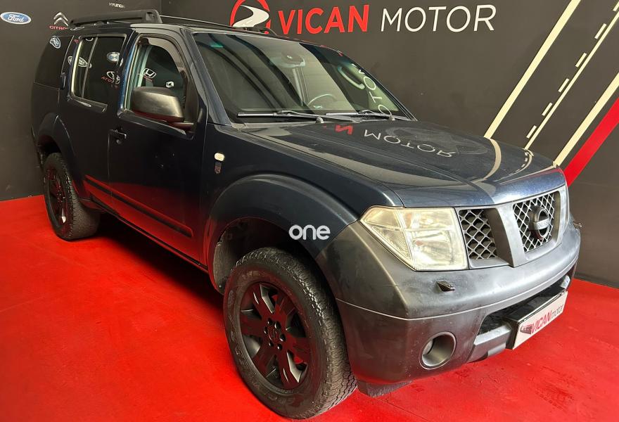NISSAN Pathfinder 2005