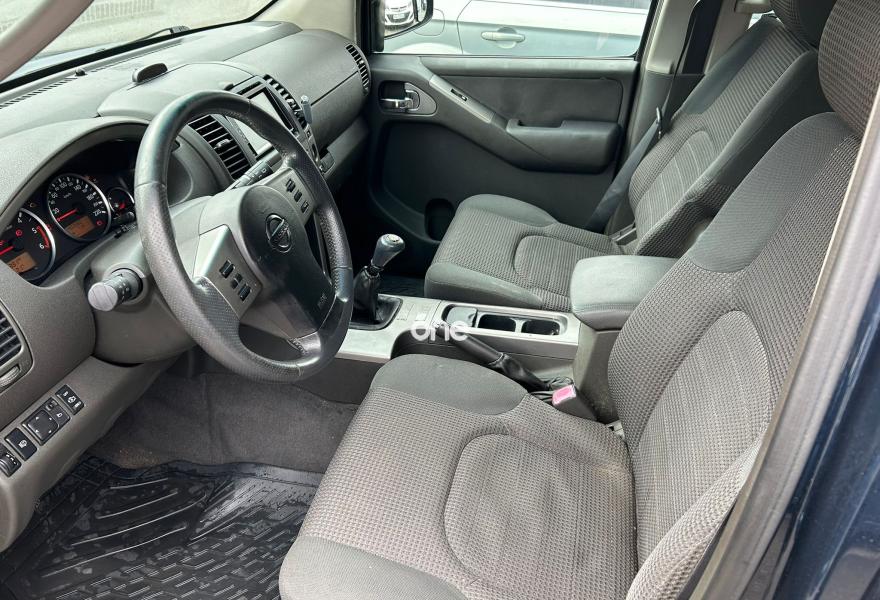 NISSAN Pathfinder 2005