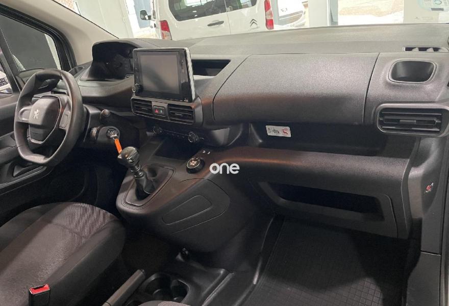 PEUGEOT Partner 2021