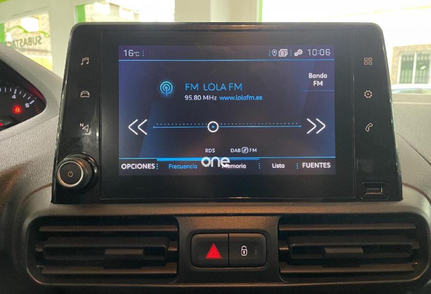 PEUGEOT Partner 2021