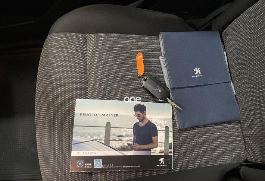 PEUGEOT Partner 2021