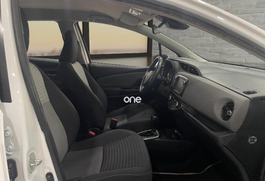 TOYOTA Yaris 2018