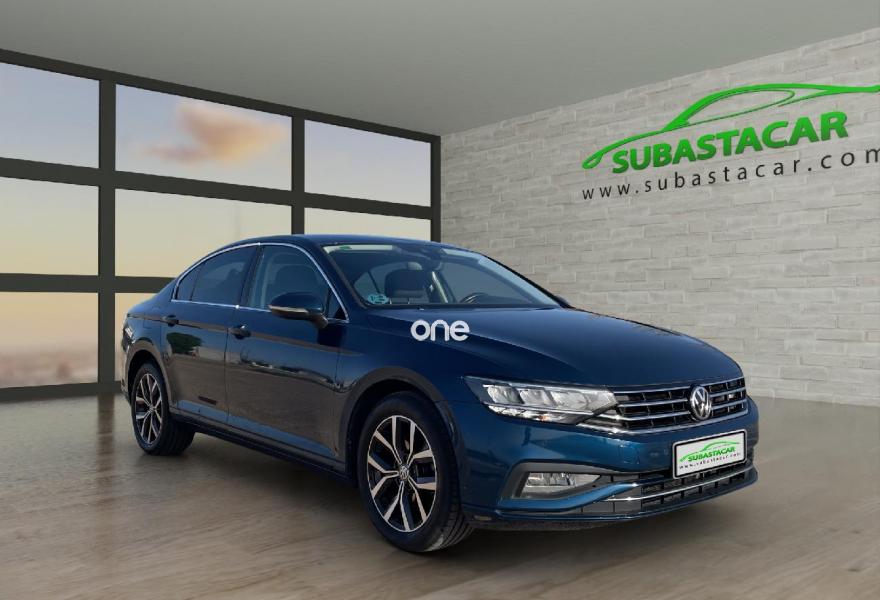 VOLKSWAGEN Passat 2019