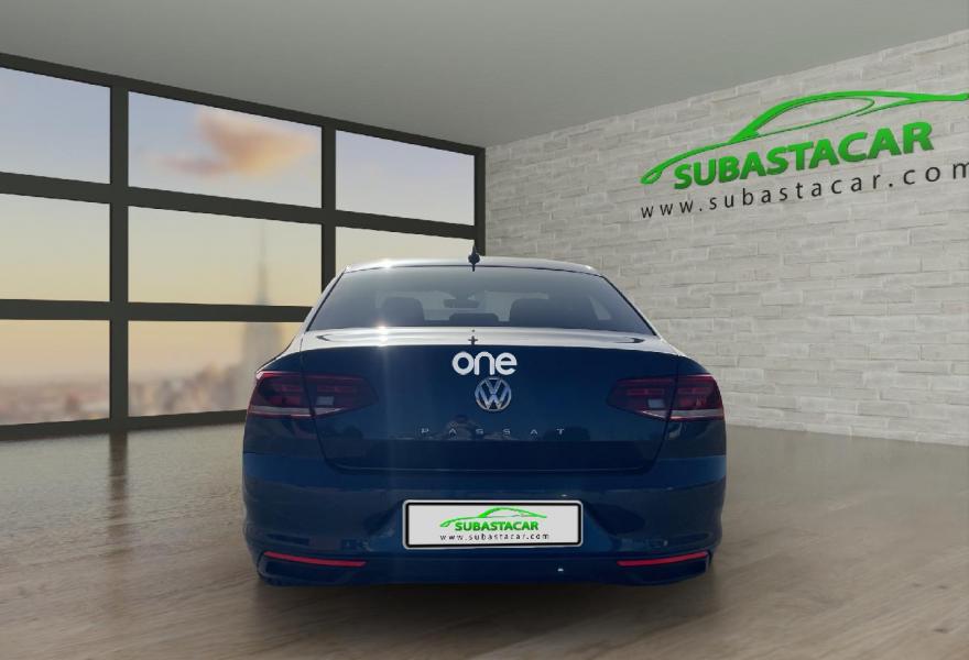 VOLKSWAGEN Passat 2019