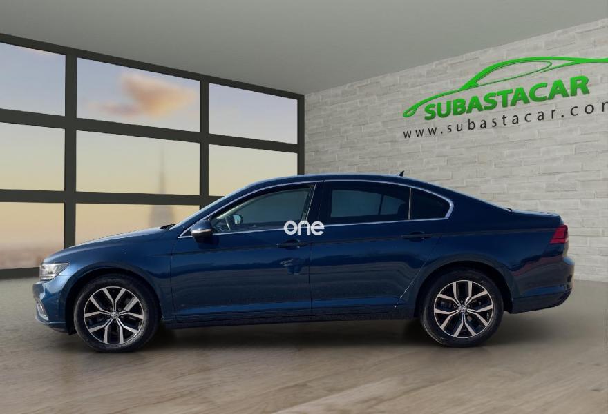VOLKSWAGEN Passat 2019