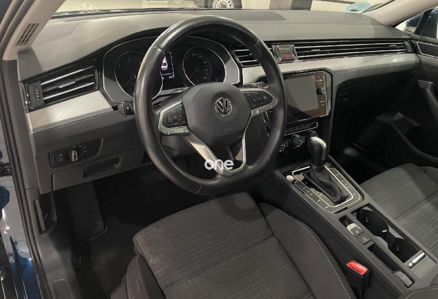 VOLKSWAGEN Passat 2019