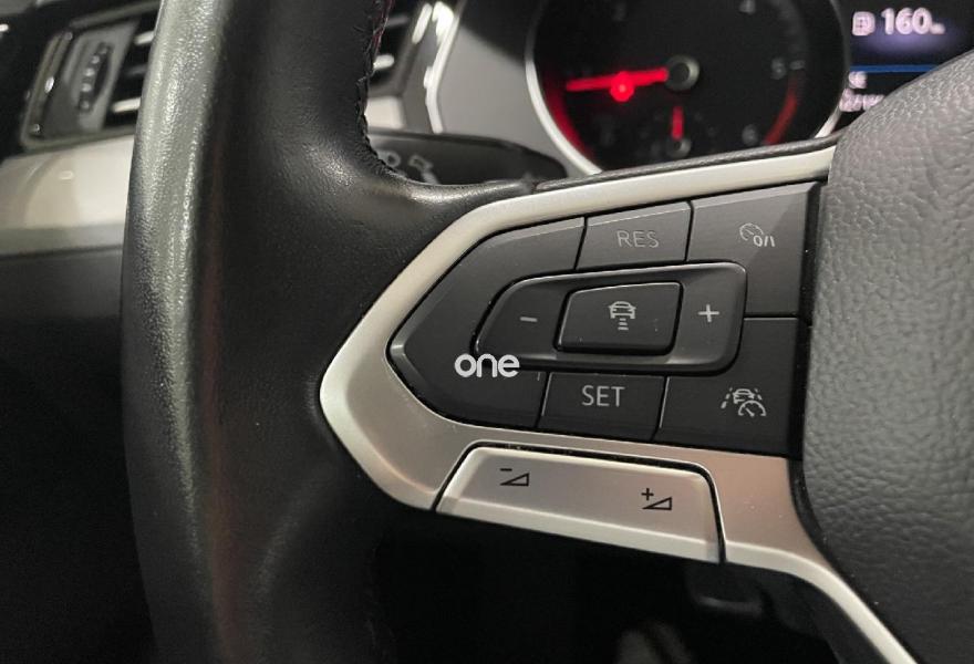 VOLKSWAGEN Passat 2019