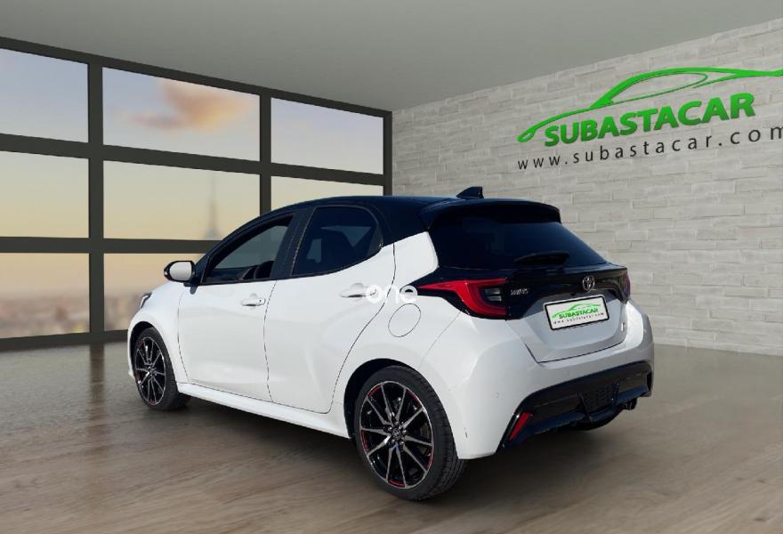 TOYOTA Yaris 2024
