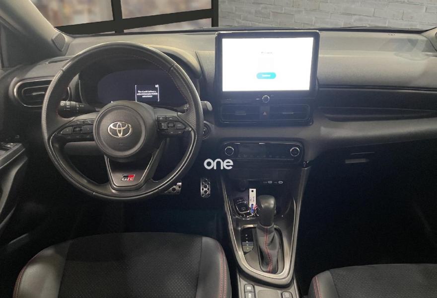 TOYOTA Yaris 2024