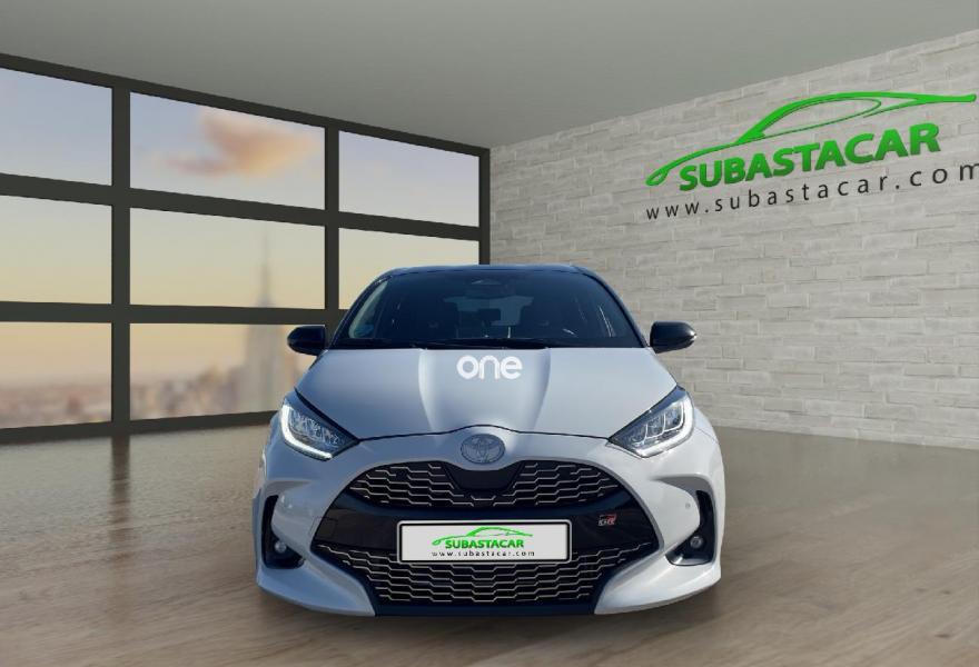 TOYOTA Yaris 2024