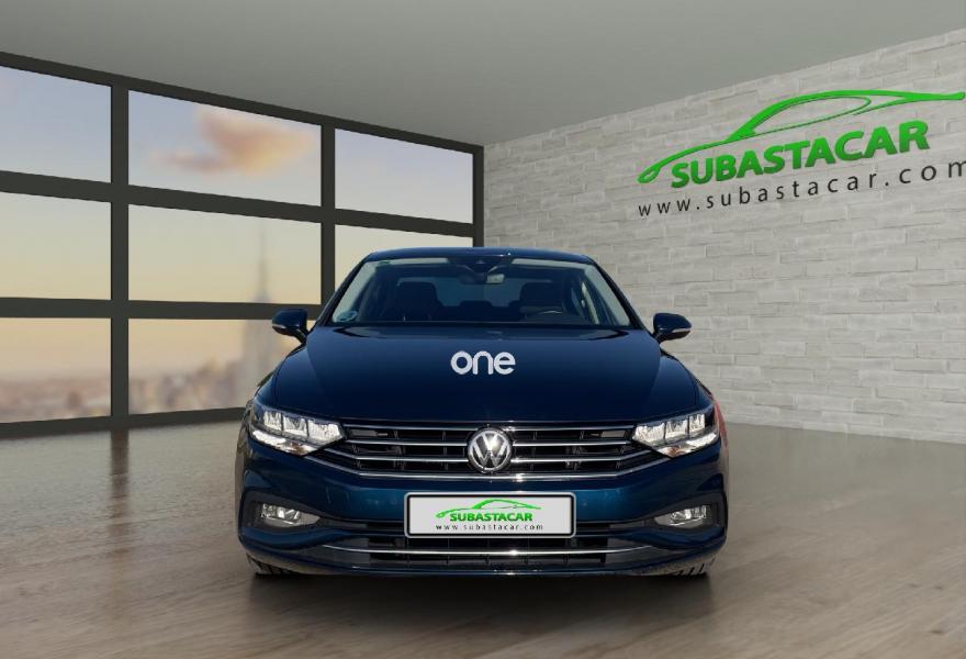 VOLKSWAGEN Passat 2019