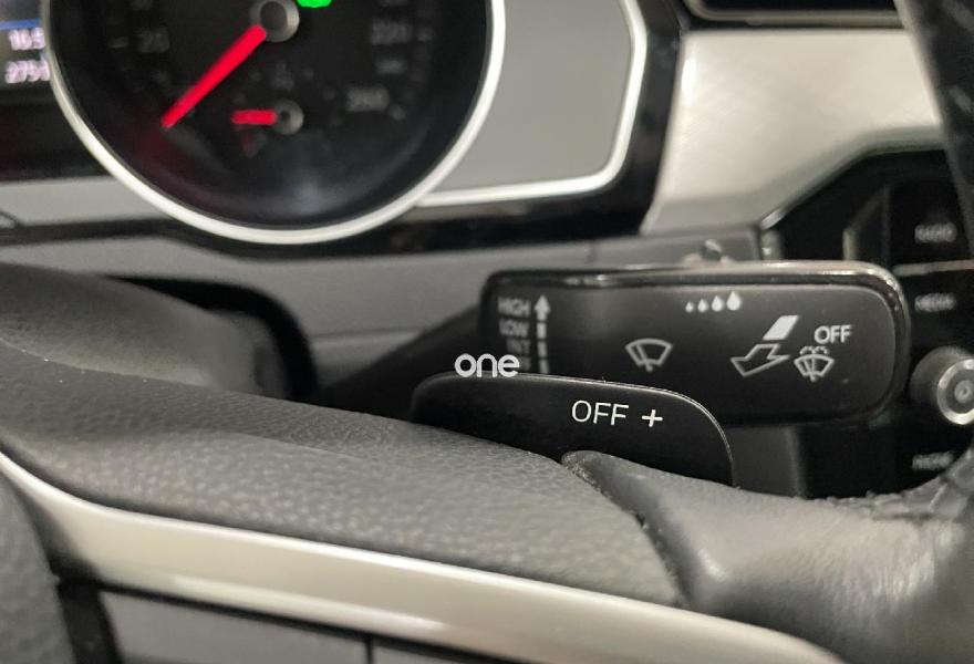 VOLKSWAGEN Passat 2019