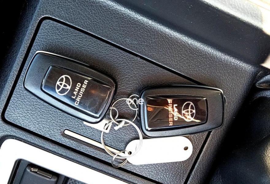 TOYOTA Land Cruiser 2021