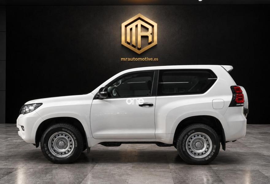 TOYOTA Land Cruiser 2021