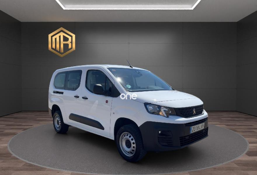 PEUGEOT Partner 2021