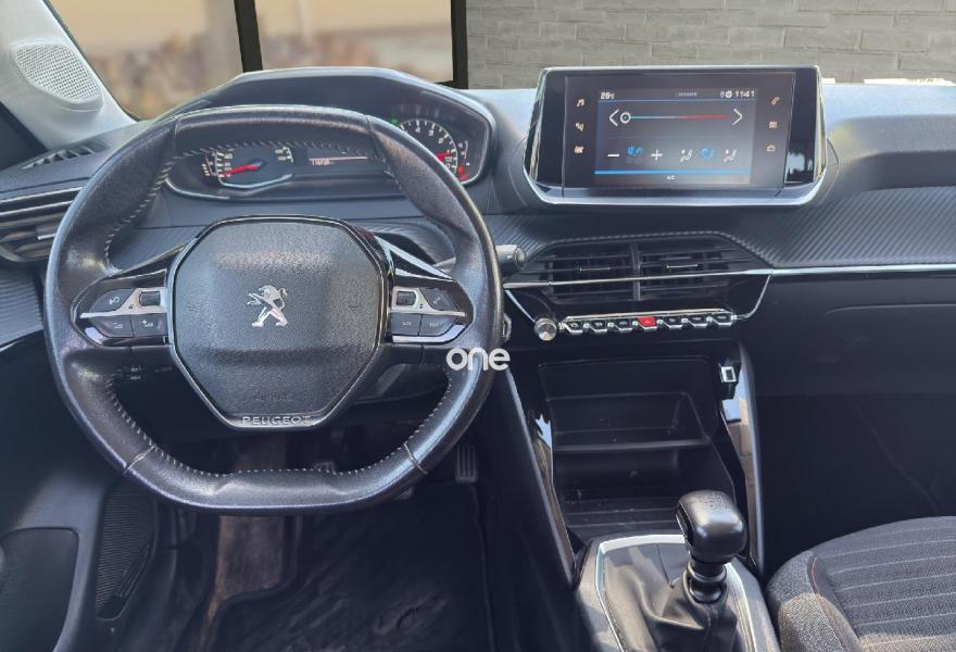 PEUGEOT 208 2022